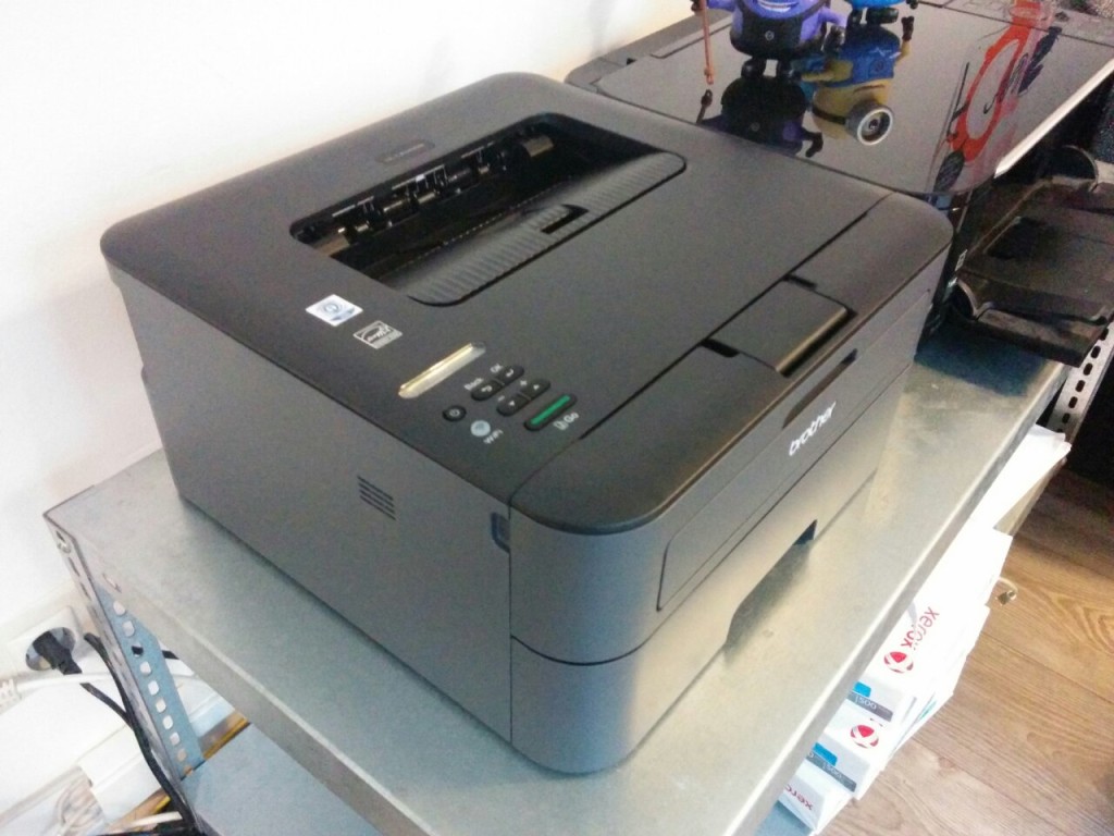 Günstiger Laserdrucker Test Brother HLL2340DW Wlan Laserdrucker S/W